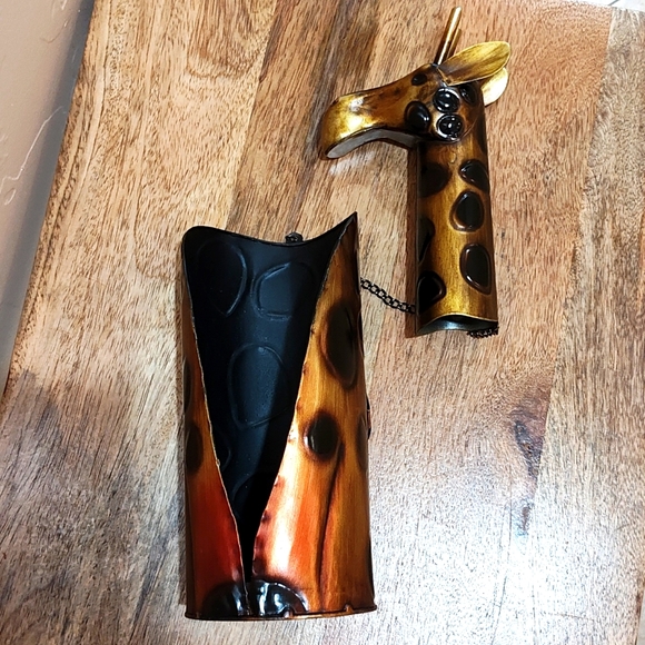 Giraffe Wine Holder - Picture 4 of 4